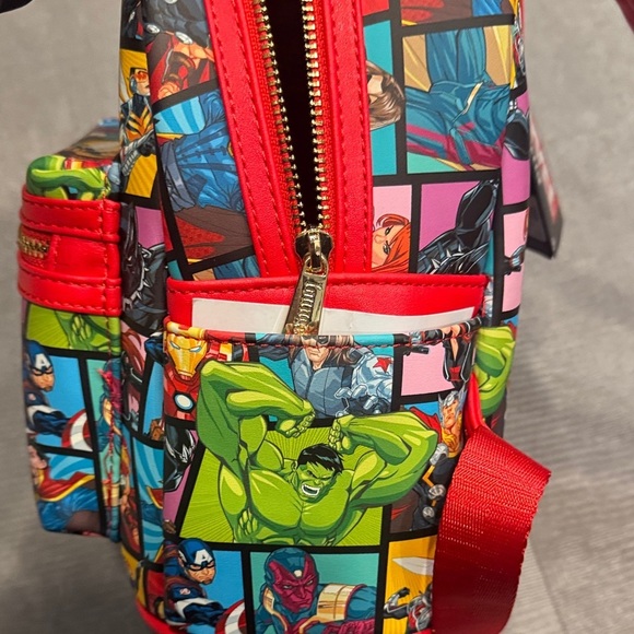Loungefly Marvel Comic Heroes Colorful Mini Backpack Brand New with Tags main image 5
